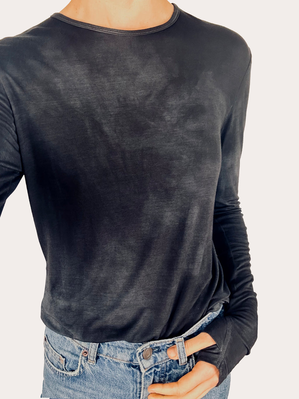 Camiseta en viscosa con guante (Charcoal)